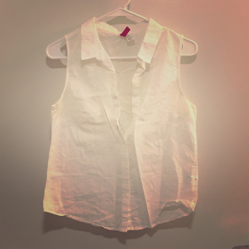 Sleeveless Button Down